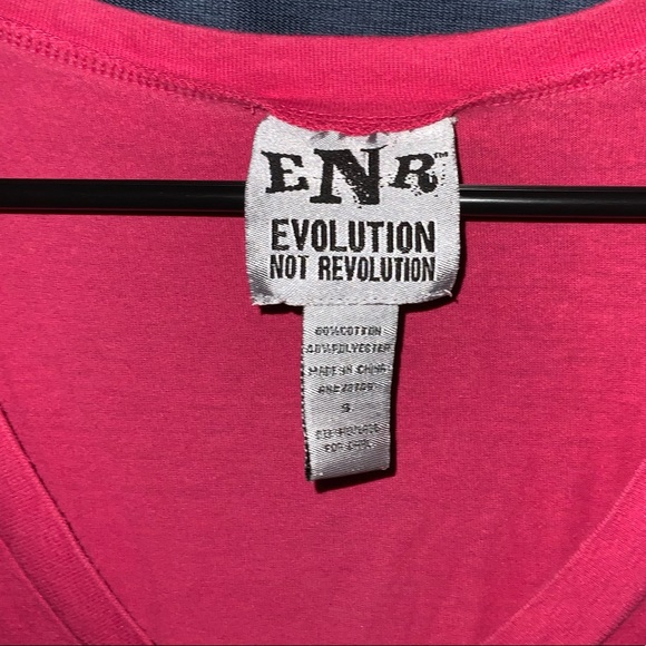 EVOLUTION NOT REVOLUTION pink v neck - Picture 2 of 3